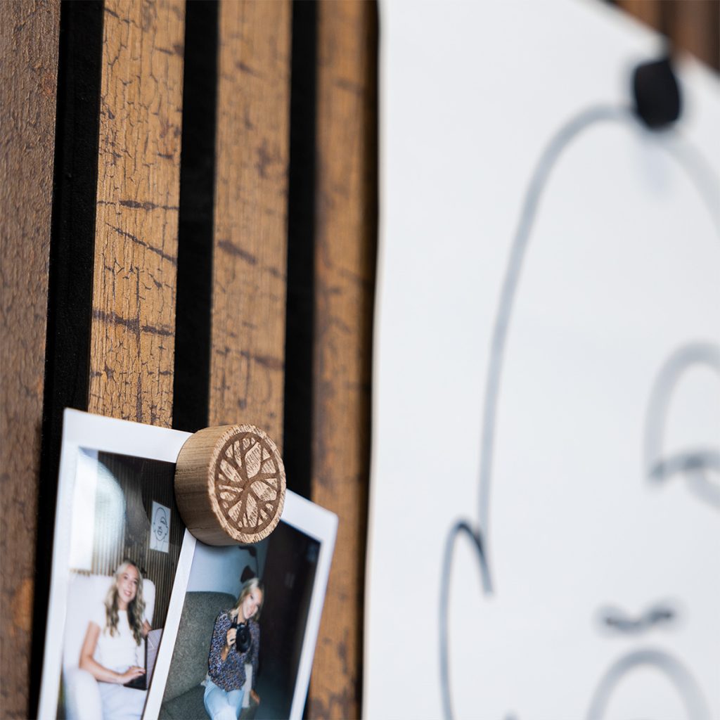 poster-magnets-on-wall-4