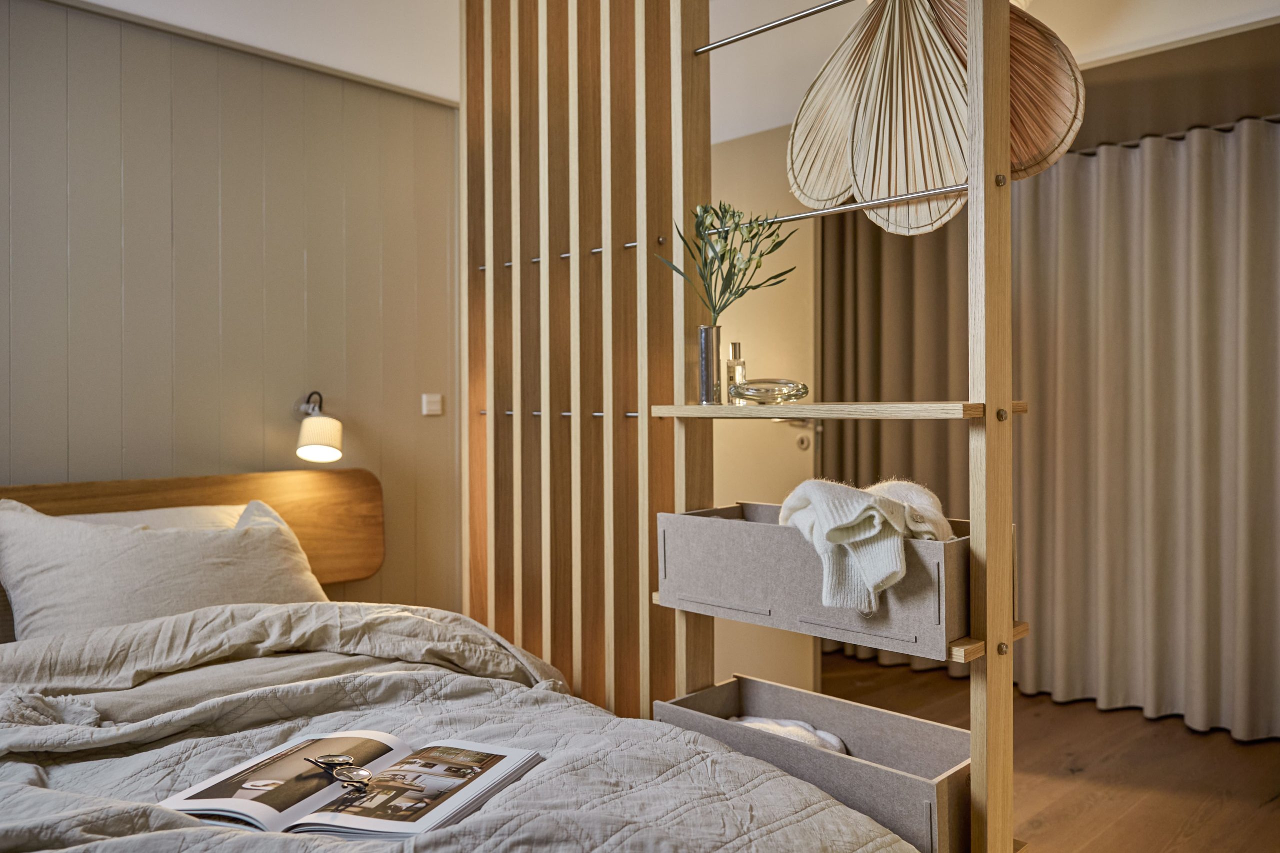 Innendesign mit WoodUpp-Panels und interaktiven Hotspots